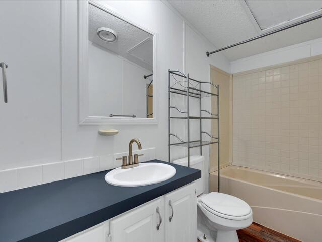 Photo of 210 Elaine Drive