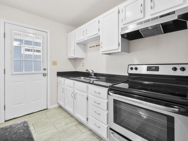 Photo of 907 Hampton Avenue