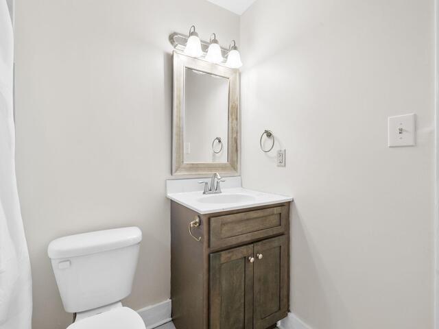 Photo of 907 Hampton Avenue