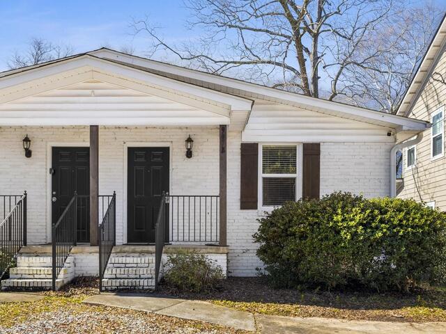 Photo of 907 Hampton Avenue