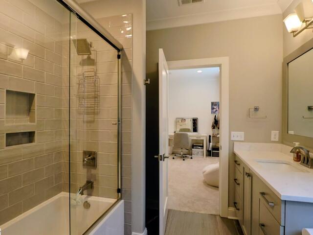 Photo of 201 Bent Hook Way