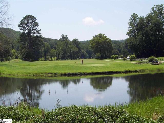 Photo of 130 Fairway Woods Drive