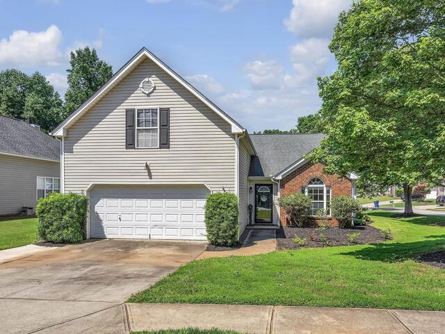 Photo of 229 Stapleford Park Drive