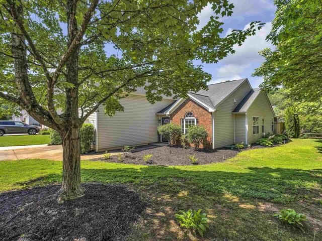 Photo of 229 Stapleford Park Drive
