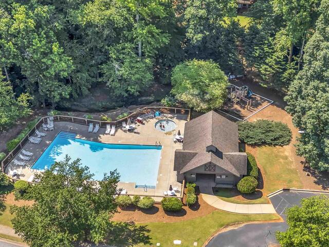 Photo of 229 Stapleford Park Drive