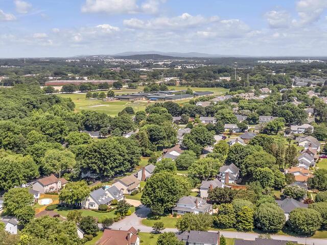 Photo of 229 Stapleford Park Drive