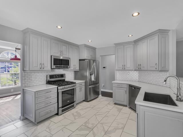 Photo of 229 Stapleford Park Drive