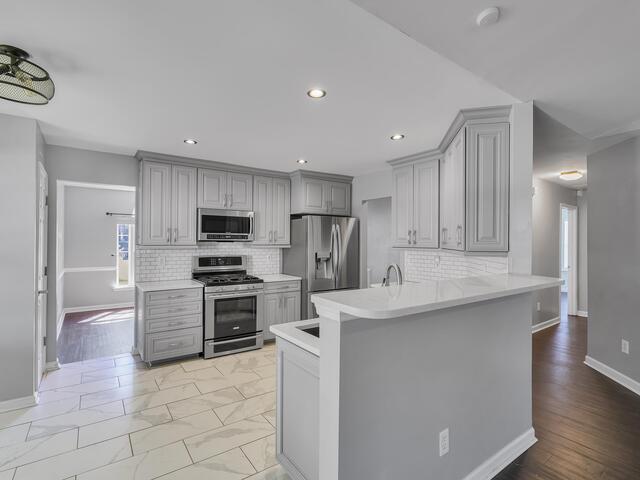 Photo of 229 Stapleford Park Drive