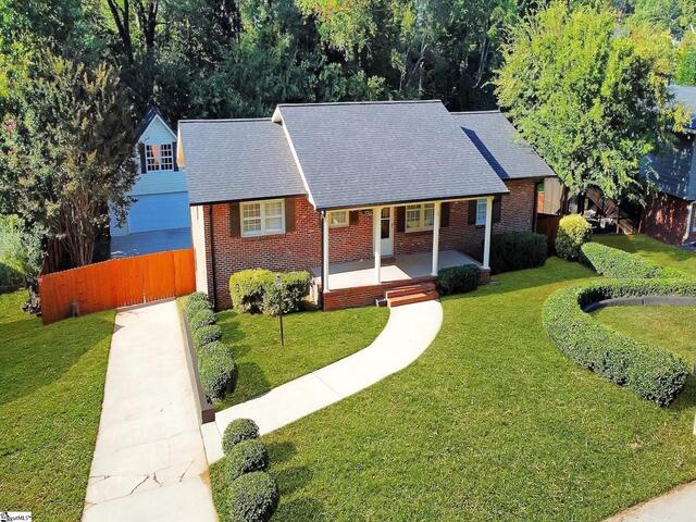 Photo of 308 Farmington Road