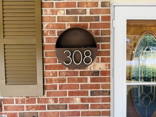 Photo of 308 Farmington Road