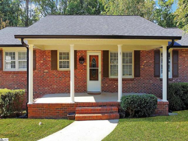 Photo of 308 Farmington Road