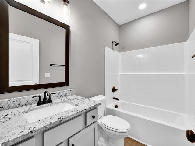 Photo of 232 Evelyn Drive