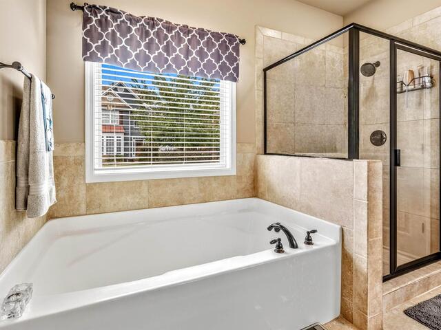 Photo of 101 Red Orchid Road