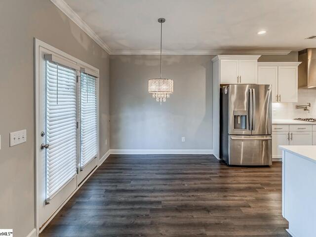 Photo of 408 Blue Peak Court