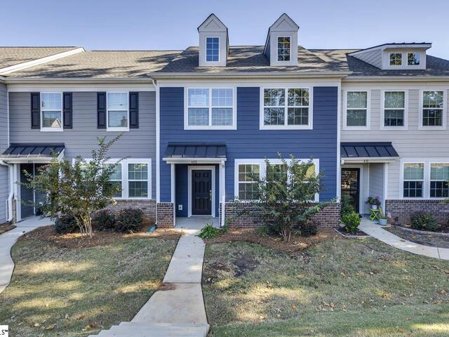 Photo of 408 Couchell Place