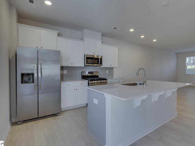 Photo of 408 Couchell Place