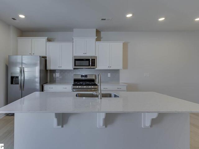 Photo of 408 Couchell Place