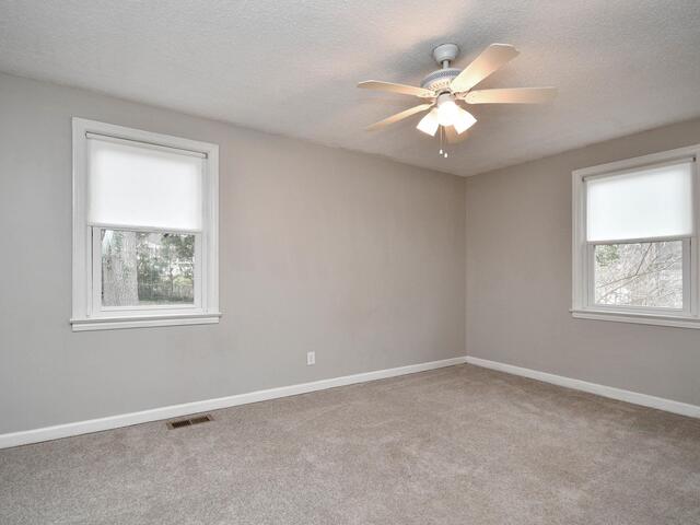 Photo of 921 Barnwell Road