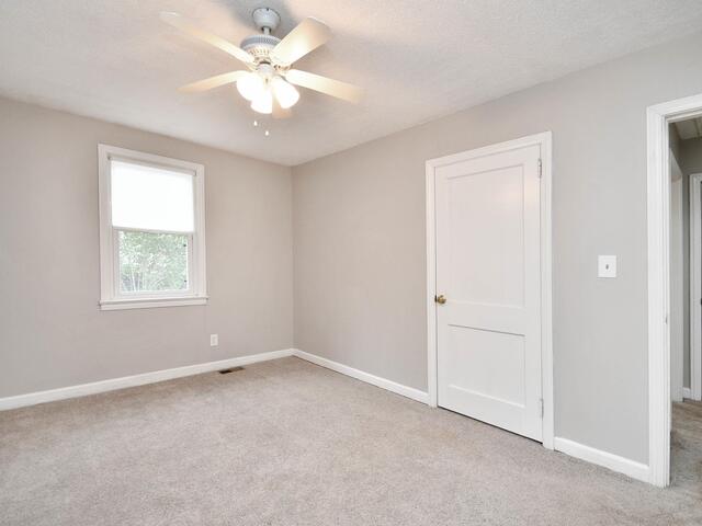 Photo of 921 Barnwell Road