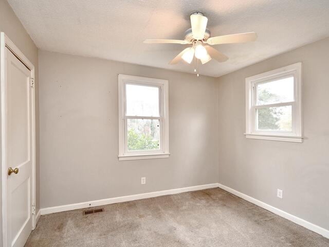 Photo of 921 Barnwell Road