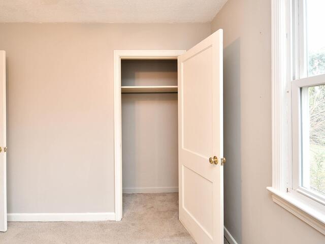 Photo of 921 Barnwell Road