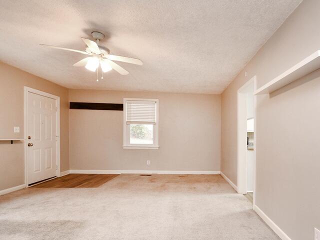 Photo of 921 Barnwell Road