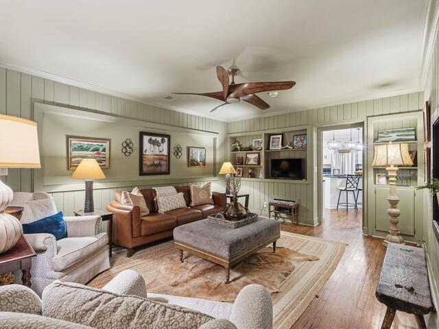 Photo of 127 Lake Forest Drive
