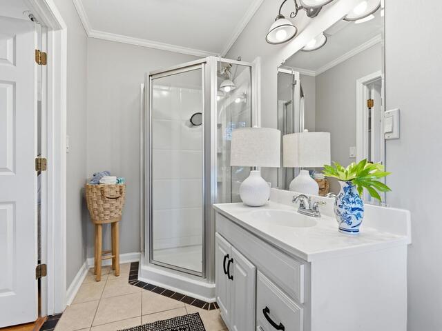 Photo of 127 Lake Forest Drive