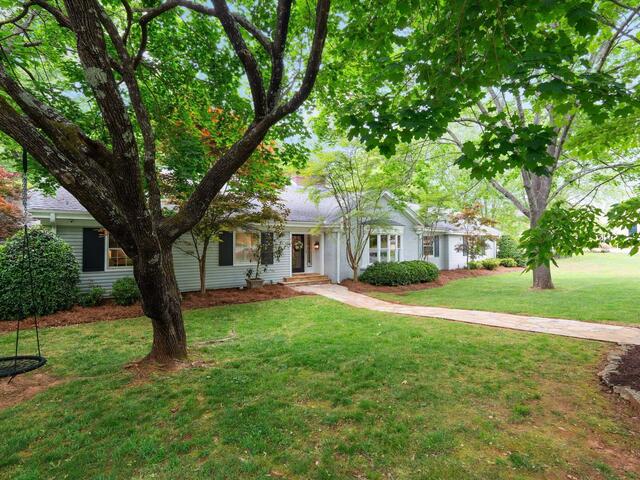 Photo of 127 Lake Forest Drive