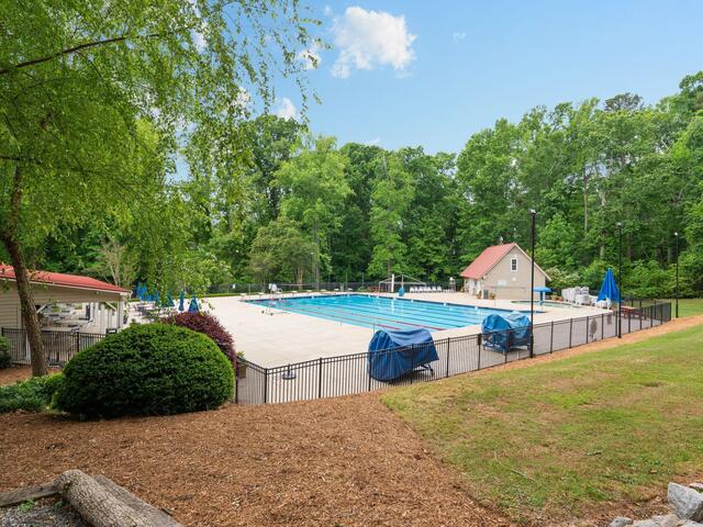 Photo of 127 Lake Forest Drive