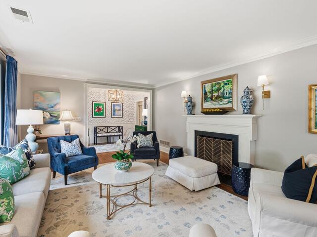 Photo of 127 Lake Forest Drive