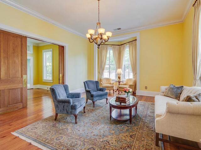 Photo of 522 Cleveland Street