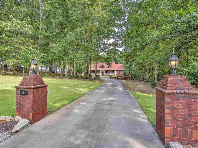 Photo of 404 Raes Creek Drive