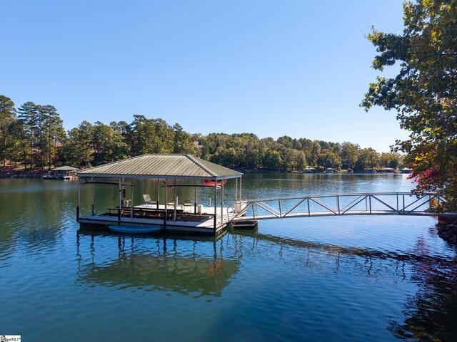 Photo of 807 Elmtree Lane