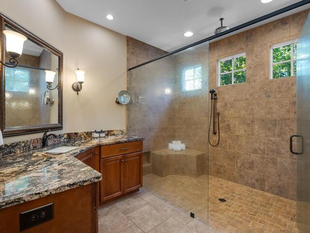 Photo of 807 Elmtree Lane