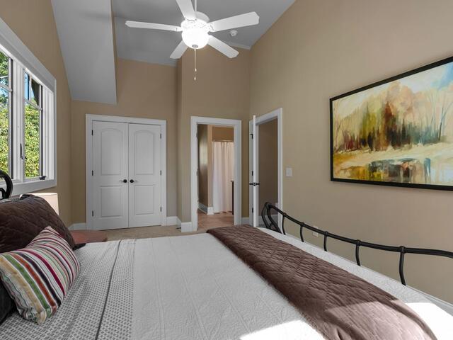 Photo of 807 Elmtree Lane