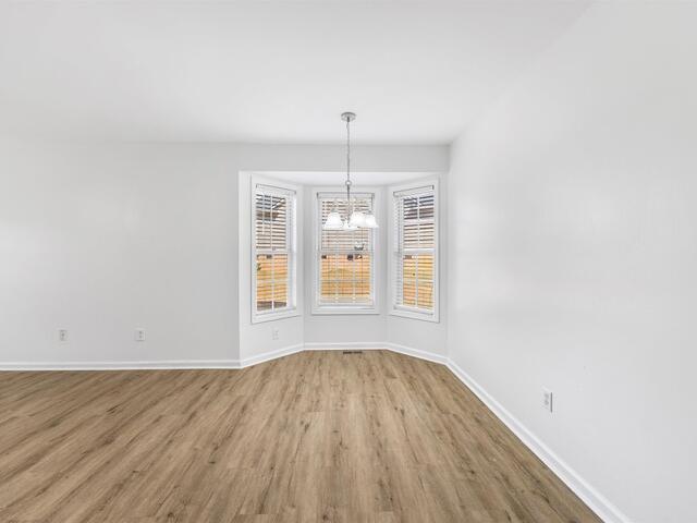 Photo of 125 River Oaks Circle