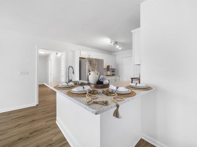 Photo of 125 River Oaks Circle