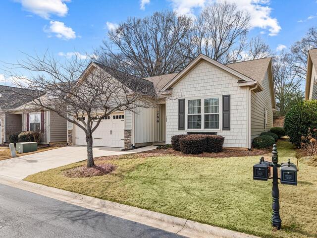 Photo of 100 Briarhill Drive