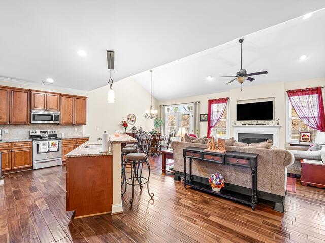 Photo of 100 Briarhill Drive