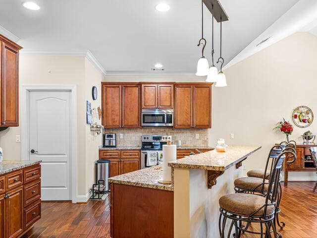 Photo of 100 Briarhill Drive