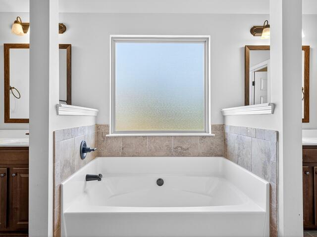 Photo of 207 E Deer Drive