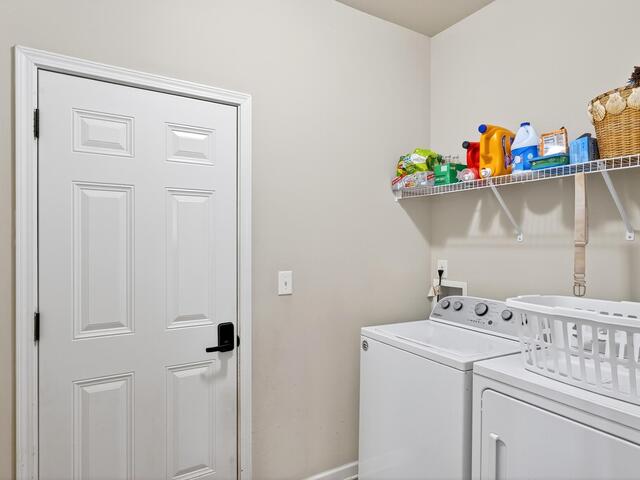 Photo of 207 E Deer Drive