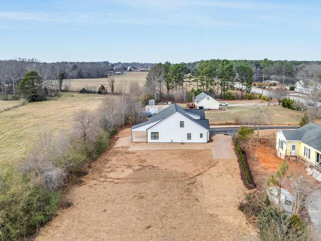 Photo of 1434 Scuffletown Road