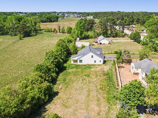Photo of 1434 Scuffletown Road