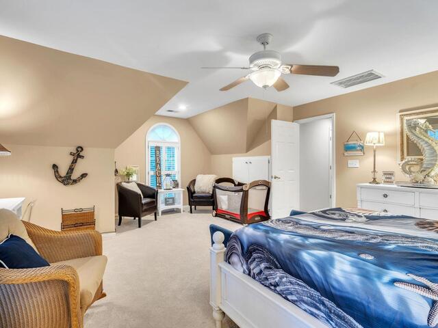 Photo of 1 Squires Meadow Court