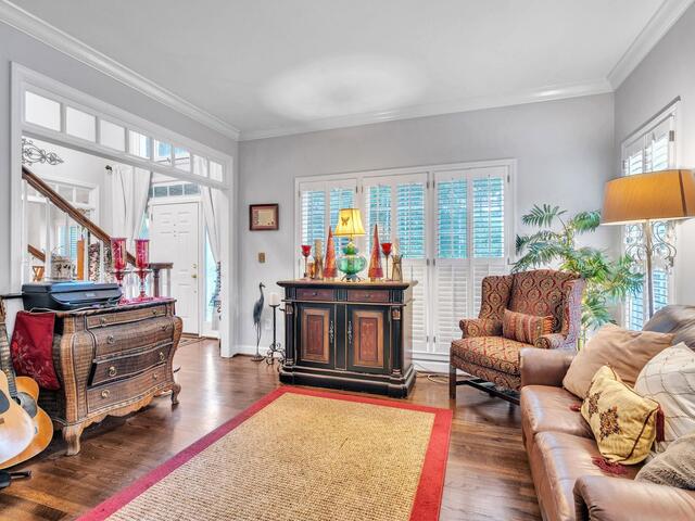 Photo of 1 Squires Meadow Court