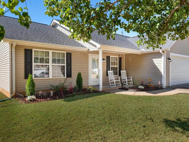 Photo of 658 Grover Drive