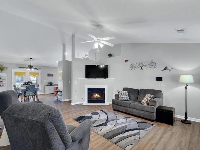 Photo of 658 Grover Drive