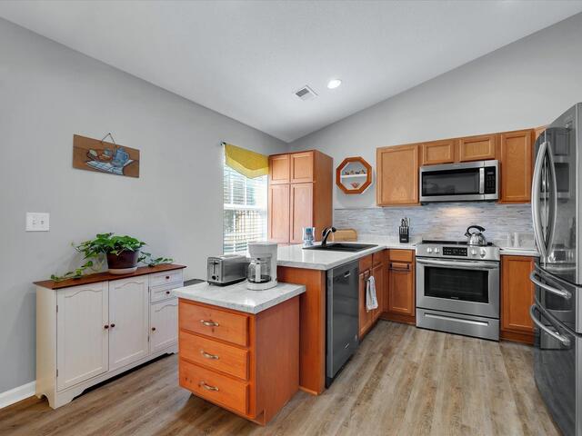 Photo of 658 Grover Drive